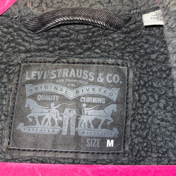 Levi’s Sherpa Trucker Jacket, men’s medium , dark stonewash gray - Picture 3 of 10